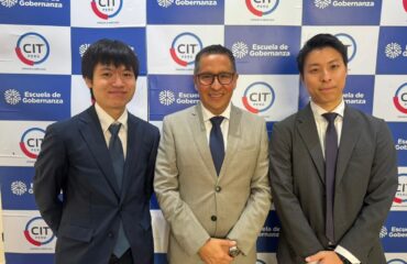 Analistas de la embajada de Japón 2026